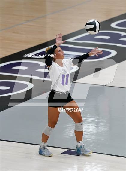 Thumbnail 3 in Floyd Central @ Brownsburg (Bulldog Challenge) photogallery.