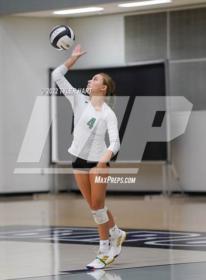 Thumbnail 2 in Floyd Central @ Brownsburg (Bulldog Challenge) photogallery.