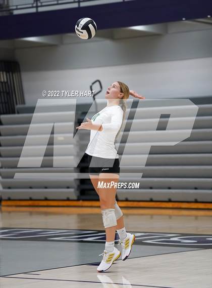 Thumbnail 3 in Floyd Central @ Brownsburg (Bulldog Challenge) photogallery.
