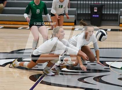 Thumbnail 1 in Floyd Central @ Brownsburg (Bulldog Challenge) photogallery.