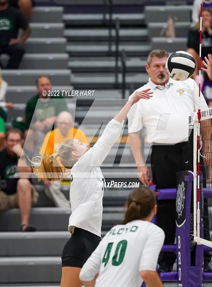 Thumbnail 2 in Floyd Central @ Brownsburg (Bulldog Challenge) photogallery.