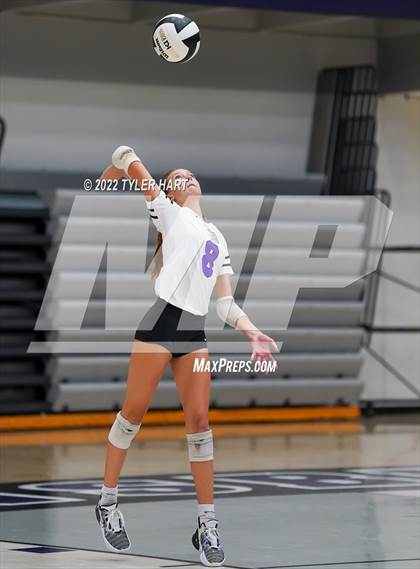 Thumbnail 1 in Floyd Central @ Brownsburg (Bulldog Challenge) photogallery.