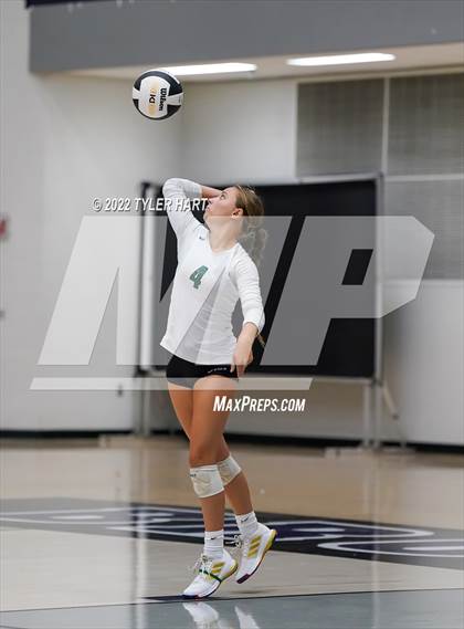 Thumbnail 2 in Floyd Central @ Brownsburg (Bulldog Challenge) photogallery.