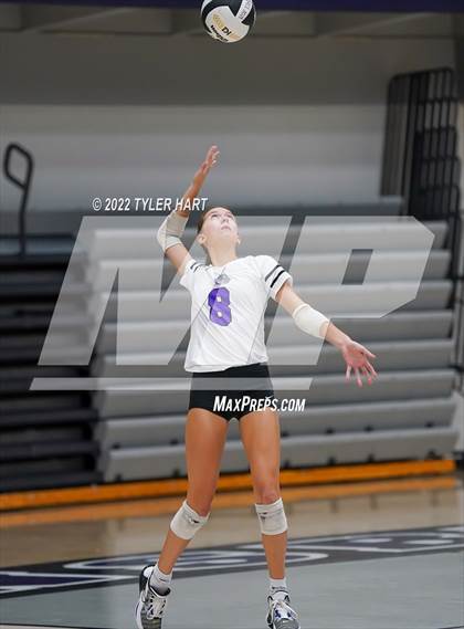 Thumbnail 1 in Floyd Central @ Brownsburg (Bulldog Challenge) photogallery.