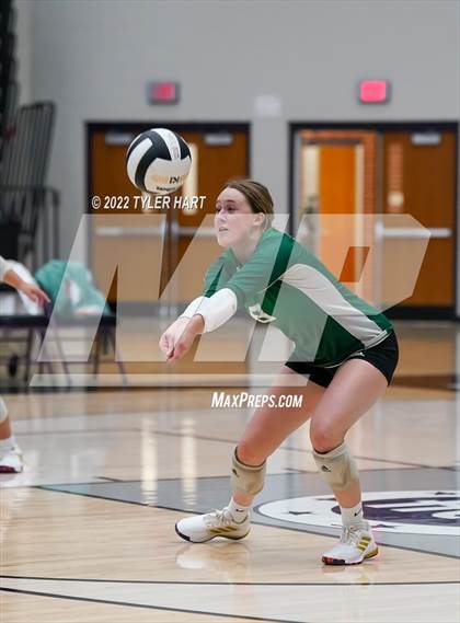 Thumbnail 3 in Floyd Central @ Brownsburg (Bulldog Challenge) photogallery.