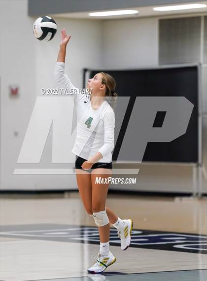 Thumbnail 3 in Floyd Central @ Brownsburg (Bulldog Challenge) photogallery.