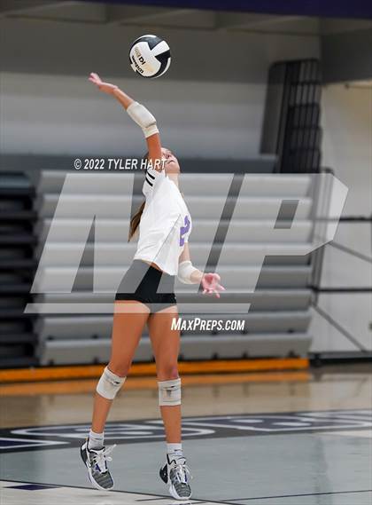 Thumbnail 2 in Floyd Central @ Brownsburg (Bulldog Challenge) photogallery.