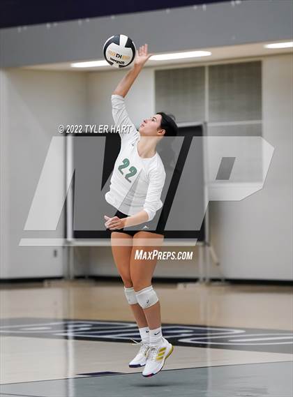 Thumbnail 3 in Floyd Central @ Brownsburg (Bulldog Challenge) photogallery.