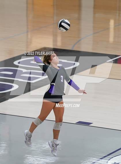 Thumbnail 1 in Floyd Central @ Brownsburg (Bulldog Challenge) photogallery.