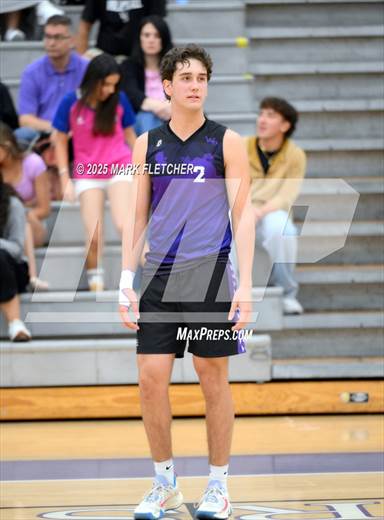 null - Photo 01