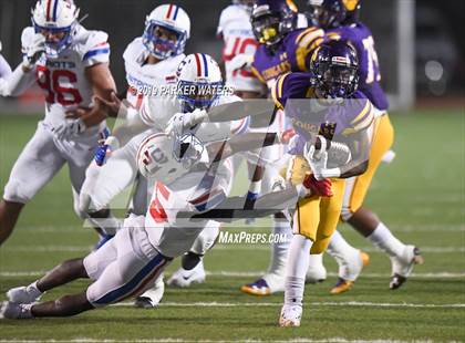 Thumbnail 2 in John Curtis Christian @ Edna Karr photogallery.