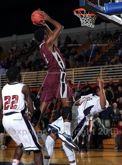 Thumbnail 1 in Modesto Christian vs. Weston Ranch (CIF SJS D3 Playoffs) photogallery.