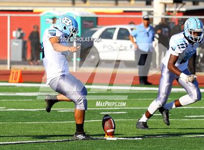 Thumbnail 2 in Compton vs. Dominguez (Hub City Bowl II) photogallery.