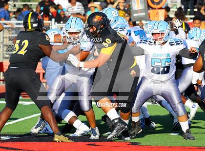Thumbnail 2 in Compton vs. Dominguez (Hub City Bowl II) photogallery.