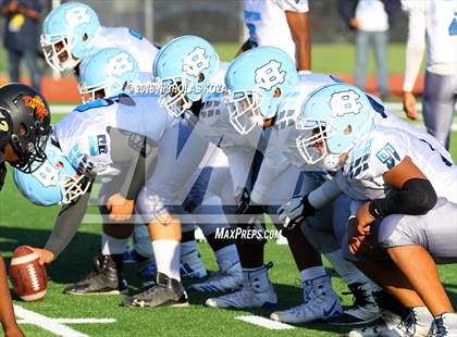 Thumbnail 3 in Compton vs. Dominguez (Hub City Bowl II) photogallery.