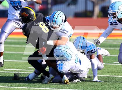 Thumbnail 1 in Compton vs. Dominguez (Hub City Bowl II) photogallery.