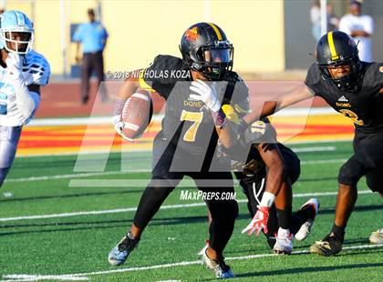Thumbnail 3 in Compton vs. Dominguez (Hub City Bowl II) photogallery.