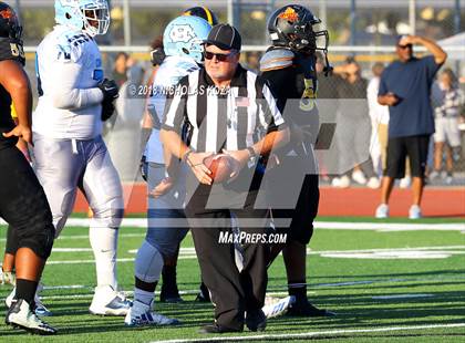 Thumbnail 2 in Compton vs. Dominguez (Hub City Bowl II) photogallery.