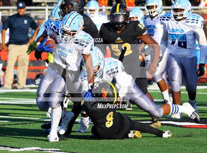 Thumbnail 2 in Compton vs. Dominguez (Hub City Bowl II) photogallery.