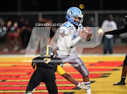 Thumbnail 2 in Compton vs. Dominguez (Hub City Bowl II) photogallery.