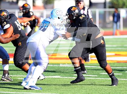 Thumbnail 3 in Compton vs. Dominguez (Hub City Bowl II) photogallery.