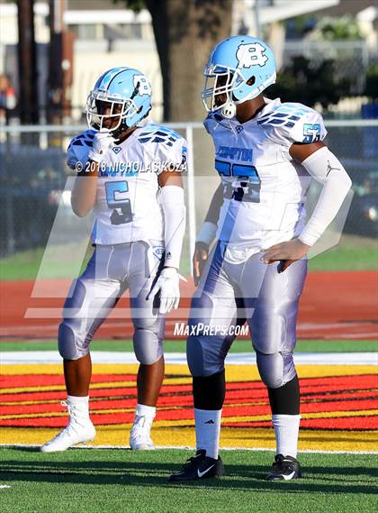 Thumbnail 1 in Compton vs. Dominguez (Hub City Bowl II) photogallery.