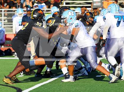 Thumbnail 3 in Compton vs. Dominguez (Hub City Bowl II) photogallery.