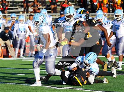 Thumbnail 2 in Compton vs. Dominguez (Hub City Bowl II) photogallery.