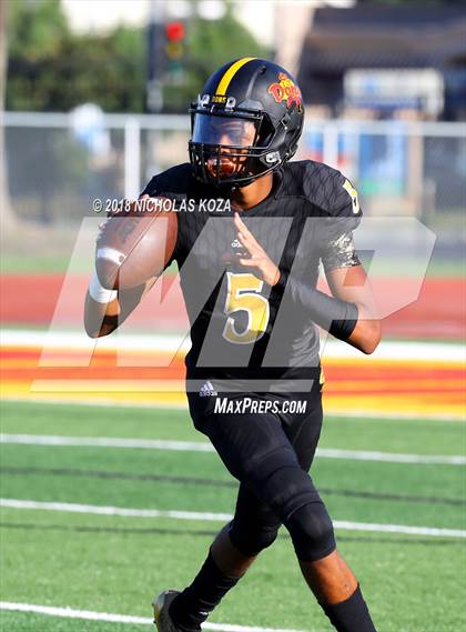 Thumbnail 3 in Compton vs. Dominguez (Hub City Bowl II) photogallery.