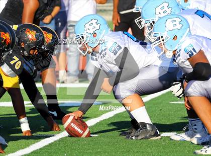 Thumbnail 1 in Compton vs. Dominguez (Hub City Bowl II) photogallery.