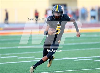 Thumbnail 2 in Compton vs. Dominguez (Hub City Bowl II) photogallery.