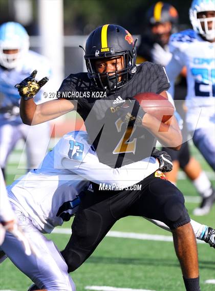 Thumbnail 1 in Compton vs. Dominguez (Hub City Bowl II) photogallery.