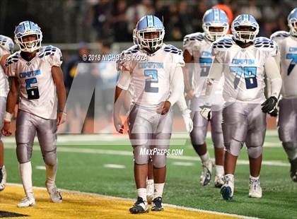 Thumbnail 2 in Compton vs. Dominguez (Hub City Bowl II) photogallery.