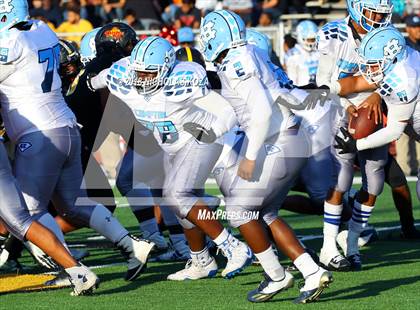 Thumbnail 3 in Compton vs. Dominguez (Hub City Bowl II) photogallery.
