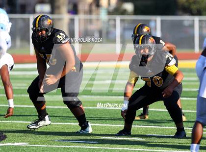 Thumbnail 2 in Compton vs. Dominguez (Hub City Bowl II) photogallery.