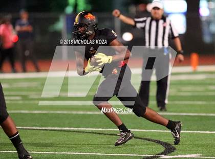 Thumbnail 2 in Compton vs. Dominguez (Hub City Bowl II) photogallery.