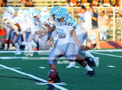 Thumbnail 2 in Compton vs. Dominguez (Hub City Bowl II) photogallery.
