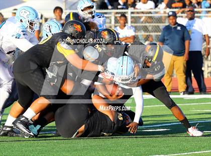 Thumbnail 1 in Compton vs. Dominguez (Hub City Bowl II) photogallery.