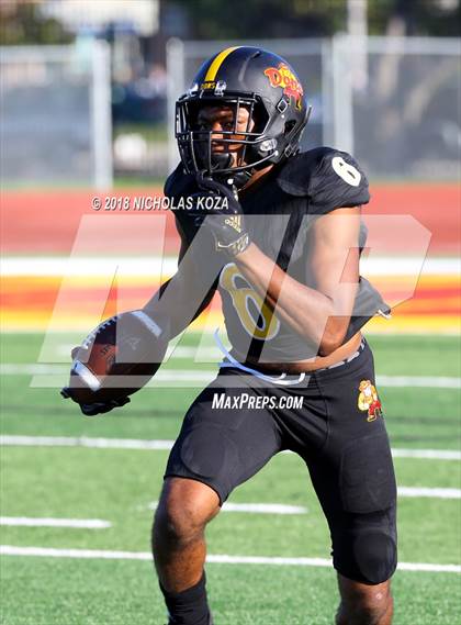 Thumbnail 3 in Compton vs. Dominguez (Hub City Bowl II) photogallery.