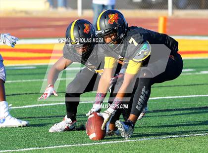 Thumbnail 3 in Compton vs. Dominguez (Hub City Bowl II) photogallery.