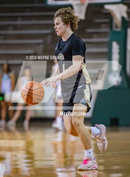 Thumbnail 1 in Mabank @ Pleasant Grove (UIL 4A Area Playoff) photogallery.