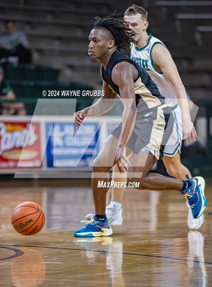 Thumbnail 3 in Mabank @ Pleasant Grove (UIL 4A Area Playoff) photogallery.