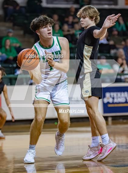 Thumbnail 3 in Mabank @ Pleasant Grove (UIL 4A Area Playoff) photogallery.