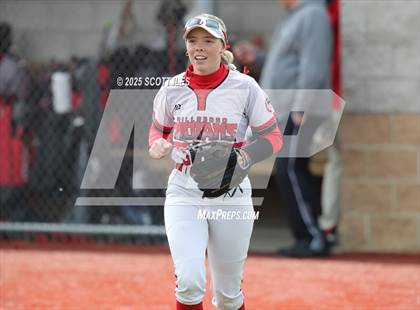 Thumbnail 2 in Logan Elm vs Hillsboro (OHSAA D4 Regional Final) photogallery.