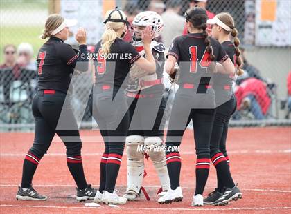 Thumbnail 2 in Logan Elm vs Hillsboro (OHSAA D4 Regional Final) photogallery.
