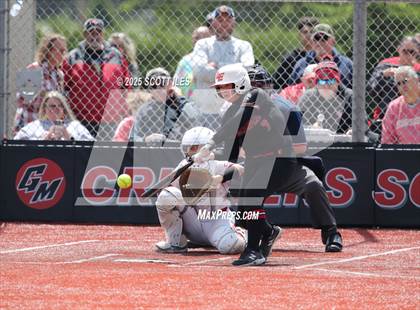 Thumbnail 2 in Logan Elm vs Hillsboro (OHSAA D4 Regional Final) photogallery.