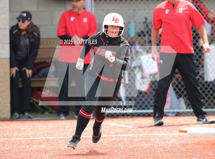 Thumbnail 2 in Logan Elm vs Hillsboro (OHSAA D4 Regional Final) photogallery.