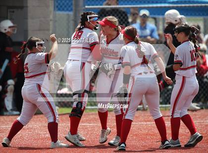 Thumbnail 1 in Logan Elm vs Hillsboro (OHSAA D4 Regional Final) photogallery.