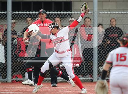 Thumbnail 2 in Logan Elm vs Hillsboro (OHSAA D4 Regional Final) photogallery.