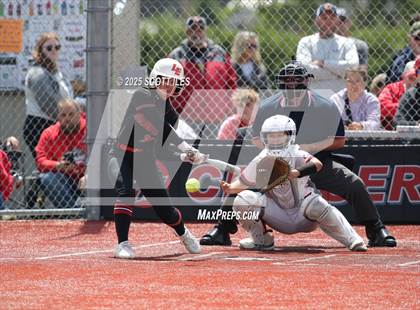 Thumbnail 3 in Logan Elm vs Hillsboro (OHSAA D4 Regional Final) photogallery.